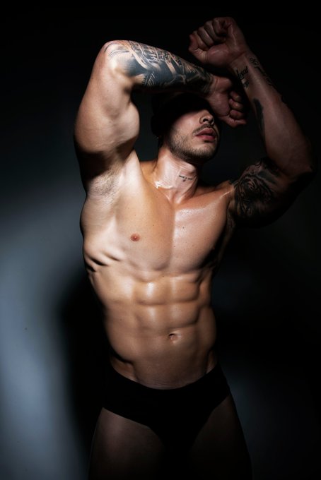 Well we got through the first month of 2021, I know just the way to celebrate! #camguy #jockmen #MondayMood
