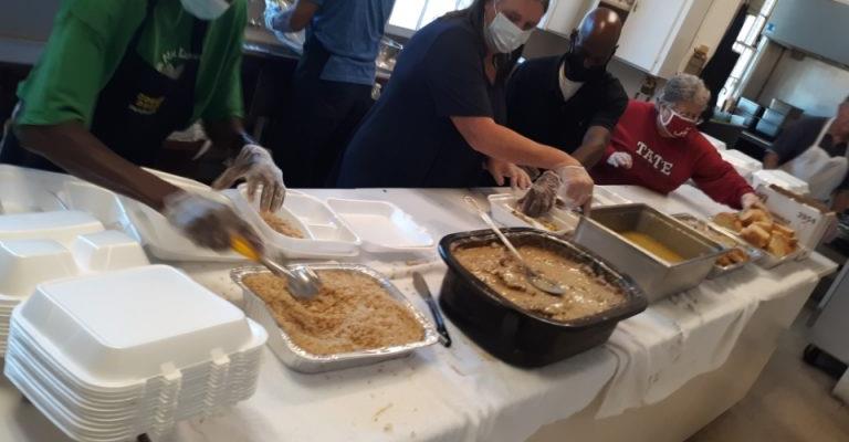 BrightBridgeFL's tweet photo. Want to hear a heart-warming story of #fellowship and #service from one of our supporters at St. Mark United Methodist Church?  Read our latest blog article at https://t.co/dP21yTNH25

#MondayMotivation #BrightBridgeMinistries #ministry #FeedingTheHungry #MakeADifferenceMonday https://t.co/bSbFo65QrA