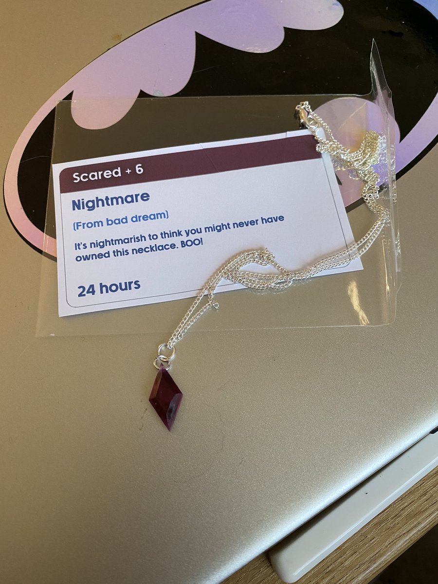 chelseaL8ly's tweet photo. My plumbob necklace from @EmmGeeYT shop #Cloudgaze arrived today! I love it! If you’re a Sims fan, I highly recommend checking out her Etsy store. She has cute, affordable items and shipping is FAST even from the UK to the US! https://t.co/OhaGdNDbta https://t.co/dqOArAP6yh