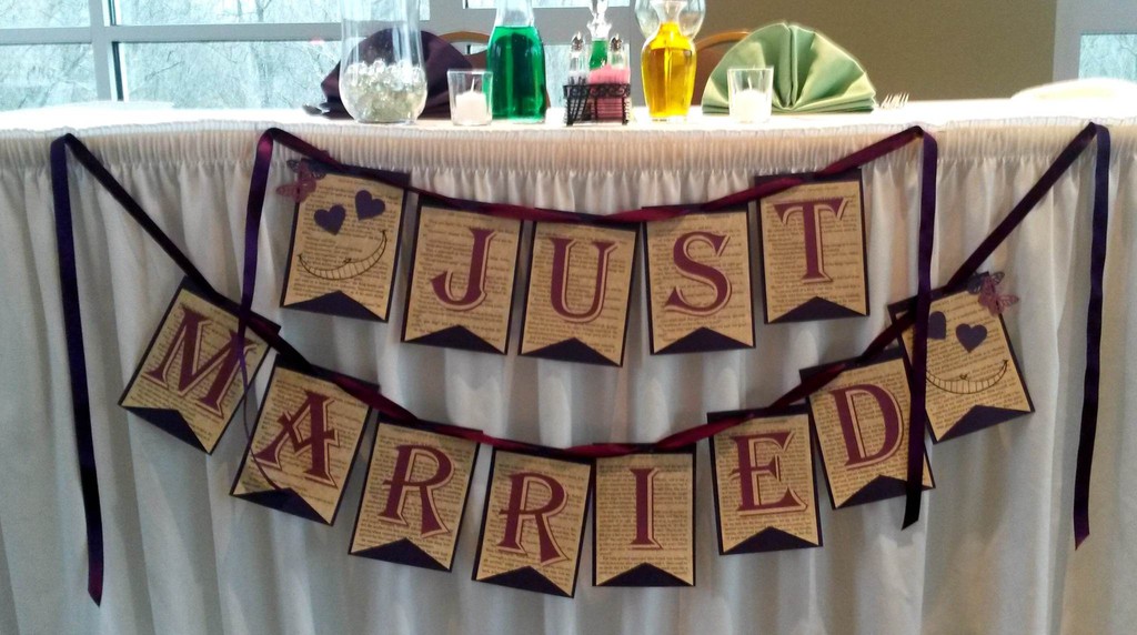 Jean Neuhart There Are Many Ways To Show Off Your Love Of The Page Read The Full Article Happy Book Lovers Day August 9 T Co Qajvvvmxtg Nationalbookloversday Bookloversday