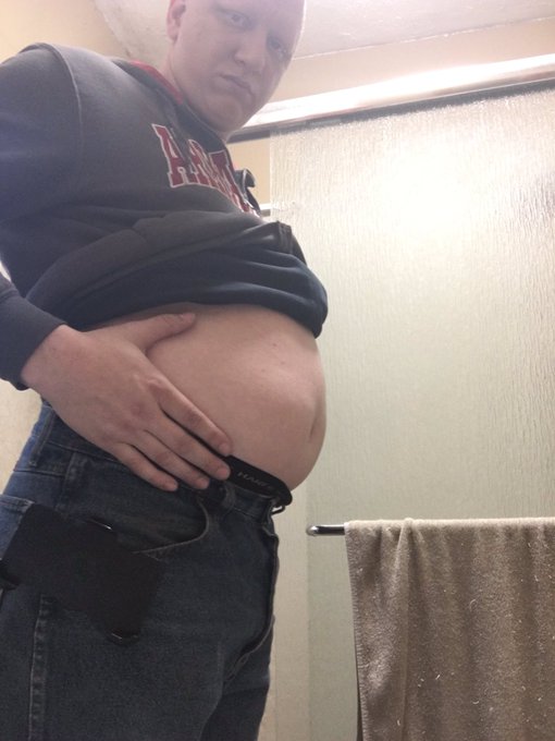 Monday empty belly pictures #belly #gainer #grommr #fat https://t.co/wBOkpdZy0R<a href="/tag/belly"class="tags">#belly</a><a href="/tag/gainer"class="tags">#gainer</a><a href="/tag/grommr"class="tags">#grommr</a><a href="/tag/fat"class="tags"><span>#fat</span></a>