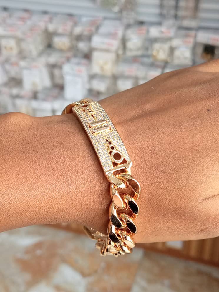 Kc_Modella's tweet image. I treat jewelries like a piece of art
Price: N5000 each