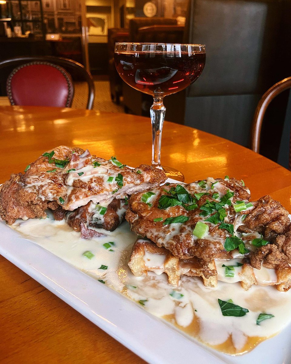 Lower Mills Tavern tweet media