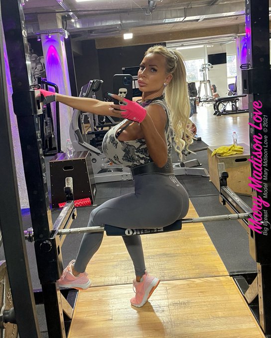 🌸G🏀🏀d night everyone ☺️ #gymtime #marymadisonlove #bodytransformation https://t.co/sIlNB9GjT0