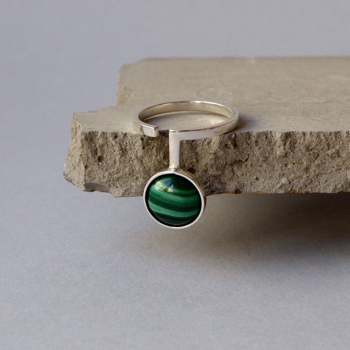 NielloShowroom's tweet image. @ my #etsy shop etsy.me/3pFB81g
#ring #protectionring #malachite #malachitering #ringoftheday #perfectring #yoga #meditation #sterlingsilver #green #gemstonering #giftideas #perfectgift #unisex #giftforhim #giftforher #love #lovegift #survivor #survivorgr #nielloshowroom