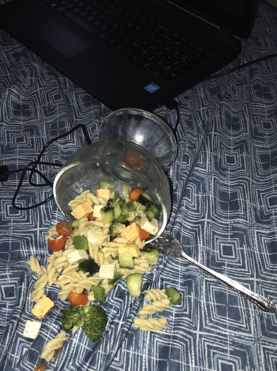 SimsColin's tweet image. 