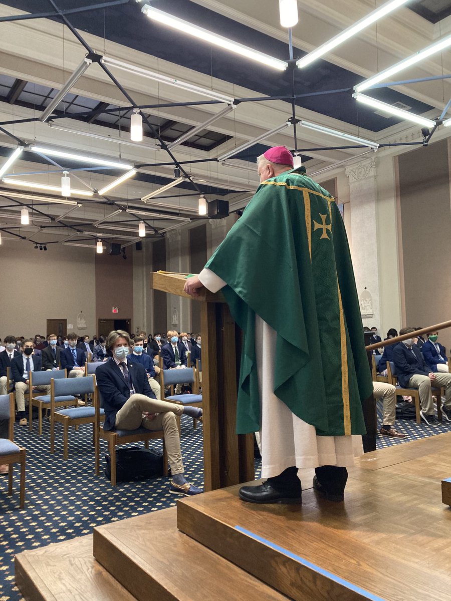 Sluhpresident's tweet photo. SLUH was blessed to begin Catholic Schools Week &amp; the month of The Passion of the Lord w Mass celebrated by His Excellency Archbishop Roznanski. It was a great gift to hear his homily of finding good in challenging times. #AMDG #JSNNews #CatholicSchoolsWeek #catholicstl https://t.co/F3cizC16Ce