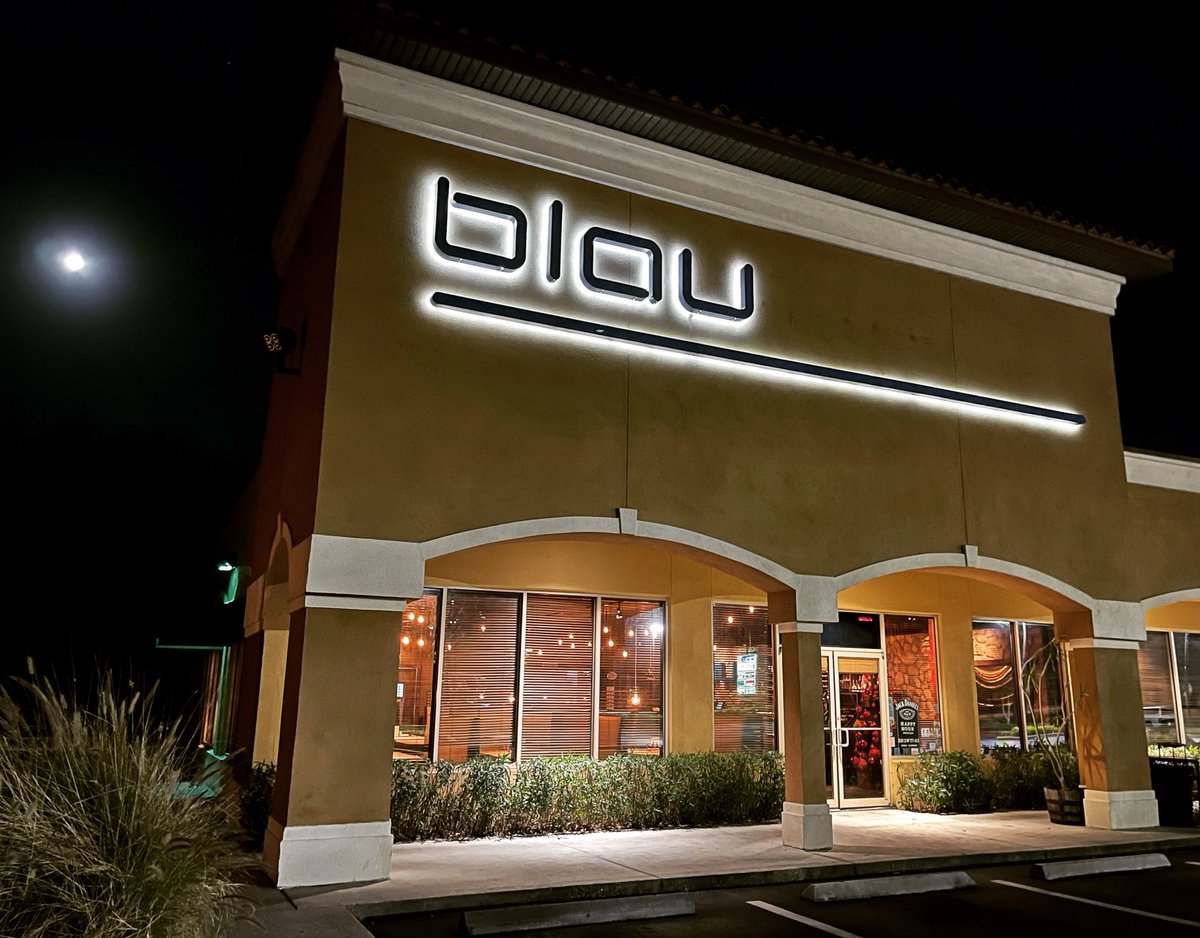 blaugrill's tweet photo. Everything starts from a dot.
Wassily Kandinsky

#Blau
#BlauGrill
#OrmondBeach
#ormondbythesea
#newsmyrnabeach
#DaytonaBeach
#Daytonabeachshores
#portorange
#Deland
#Volusia
#Florida #Tapas #Wine
#mediterraneanfood #art #kandinsky #wassilykandinsky #pointandlinetoplane #fullmoon https://t.co/Pd32lZfsMo