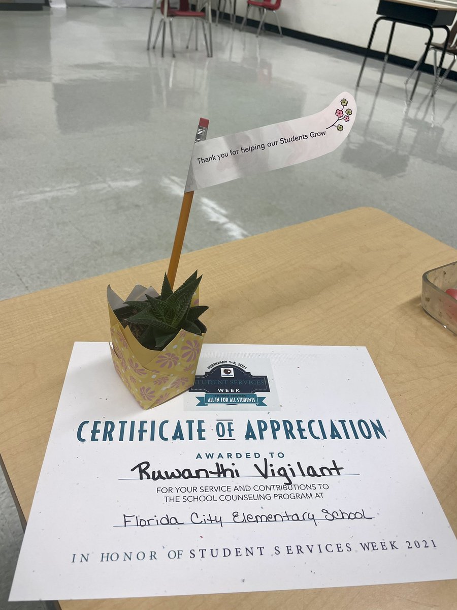 Ru_pila's tweet photo. Love my schools 🤩 🏫 @floridacityes @OfficeofESE #studenservicesweek #esesupport @GigiArrieta3 @RazaMonica @BeWarm0101 https://t.co/HrBALPjSkx