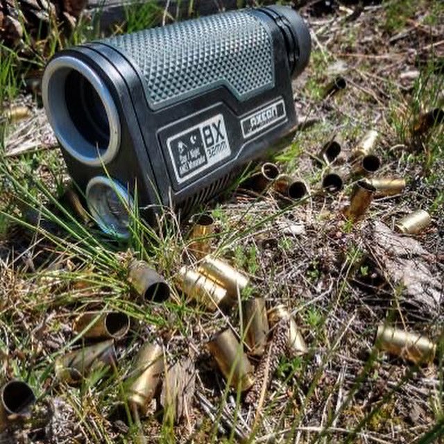 AxeonOptics's tweet photo. What’s in your range bag?
Well, we keep the AM3 in just about any bag, whether we are hiking, shooting, hunting, or just living. 8X monocular plus a 250 lumen adjustable beam led.
#axeonoptics #clearlyontarget #monocular #everydaycarry #edcbag #huntingpack #daypack #backpacking https://t.co/gyj0NaOkmi