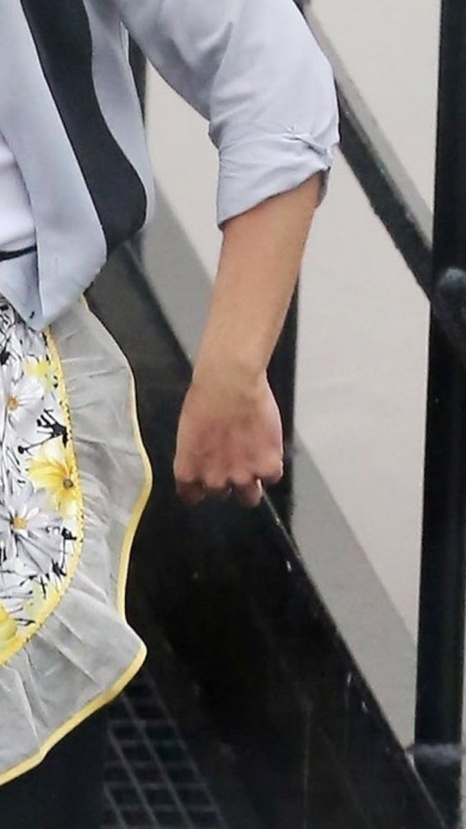 analoserr's tweet image. NO TATTOOS