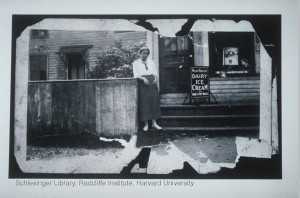 Day 1/28: James graduated from the Brooklyn College of Pharmacy in 1908, as the first African American woman graduate and the first African American woman to be licensed as a pharmacist in Connecticut.  #TwitteRx  #PharmacyBHM  #BlackPharmacists  #BlackinPharmacy  #BHM  