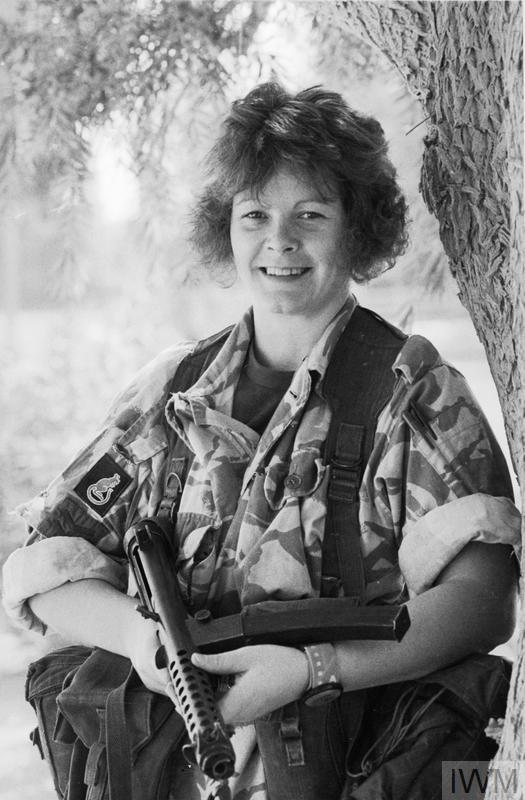 Found some interesting pictures from Operation Granby/Desert Storm. Showing Sterlings and SLR's still on active duty! Amazing to see them still in theatre during a time when the SA80 was heavy integrated. Old habits...  #OperationGranby  #OpGranby30  #DesertStorm30  #GulfWar30