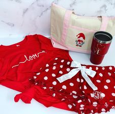 TCSignsDesigns's tweet image. It’s almost Valentine’s Day! 
Order anything pink or red during the month of February and receive 10% off your purchase.
#embroidery #personalized #apparel #custom