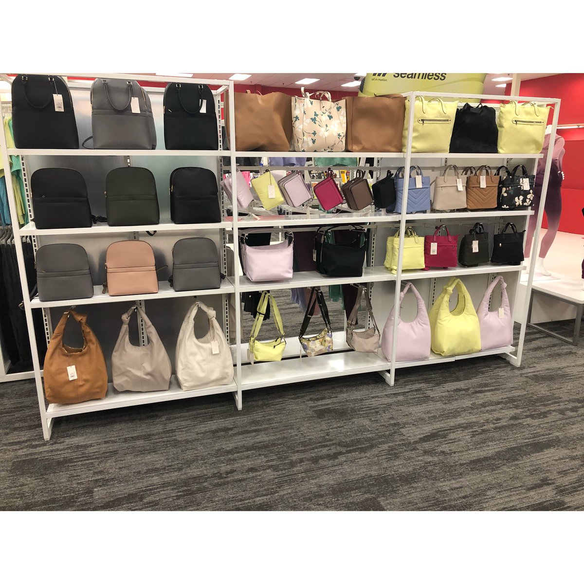 Veronica Woods ❤️ tweet media