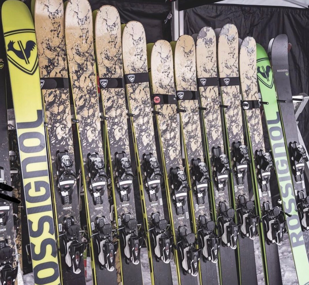 Powder House Ski Shop tweet media