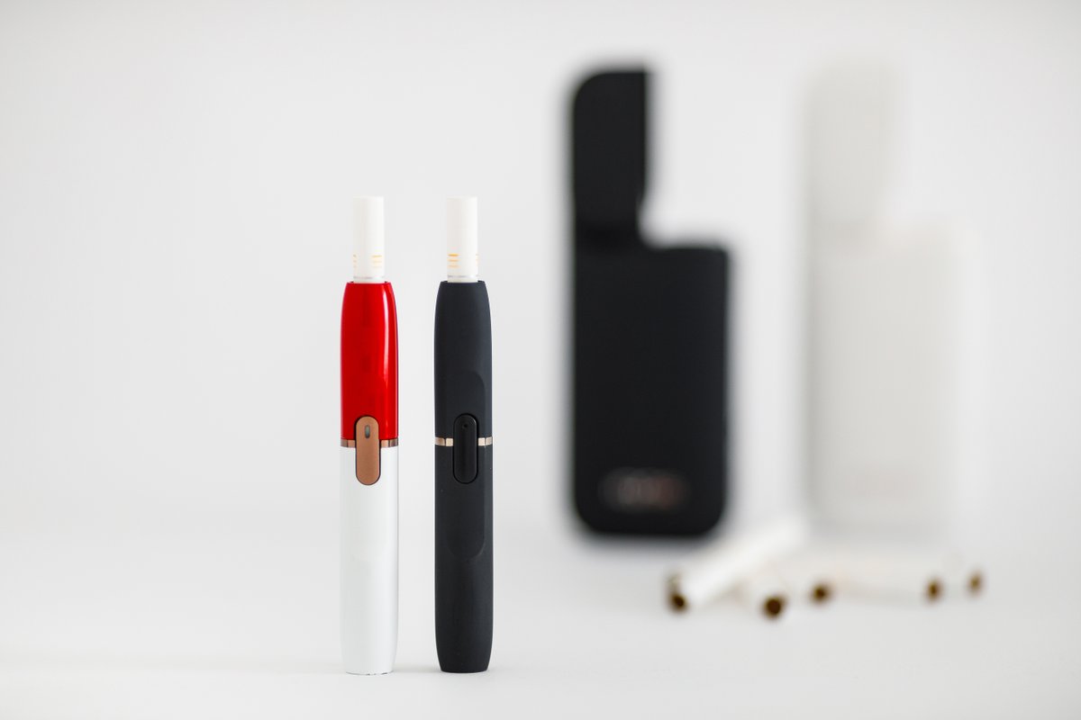 ACHA_Tweets's tweet image. A new ACHA white paper on #ecigarette use &amp;amp; #vaping summarizes the immediate need for action on college campuses, including what we know, what we need to know more about, and what we can do to end the trend of e-cigarette use in our campus communities. acha.org/documents/reso…