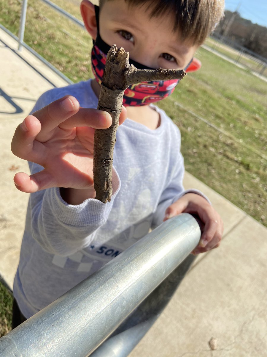 MsValerie_IA's tweet photo. βLook Ms. Valerie, we found the letters r and y!β
Just when I think about how overwhelmed I am sometimes, my students remind why I do what I do βΊοΈ #AdventuresInPrek #LittleLearners https://t.co/bt8m8icikz