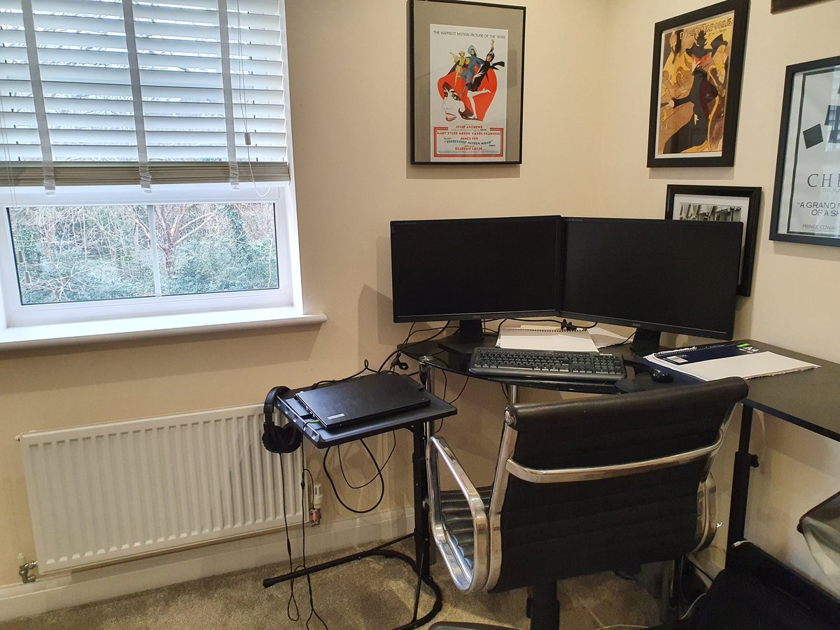 Off to the office next, which for the past 46 weeks has been the spare bedroom. Because my treatment affects my immune response I'm extremely vulnerable to Covid-19 and have been  #shielding since March.Thank goodness for stable WiFi and Google Meet 5/9