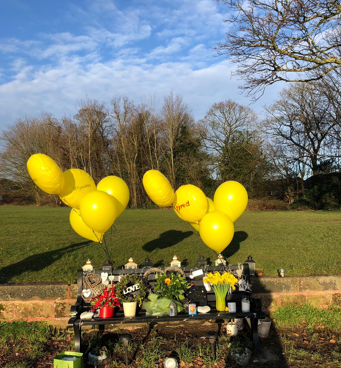 Tyred (@tyreduk) on Twitter photo Michael's bench commemorates today's momentous news, marking eight years of fighting for change.💛
Huge thanks to <a href="/beckoration/">Beckoration</a> for providing these amazing balloons to mark the occasion.
#TyredWin Michael's bench commemorates today's momentous news, marking eight years of fighting for change.💛
Huge thanks to <a href="/beckoration/">Beckoration</a> for providing these amazing balloons to mark the occasion.
#TyredWin