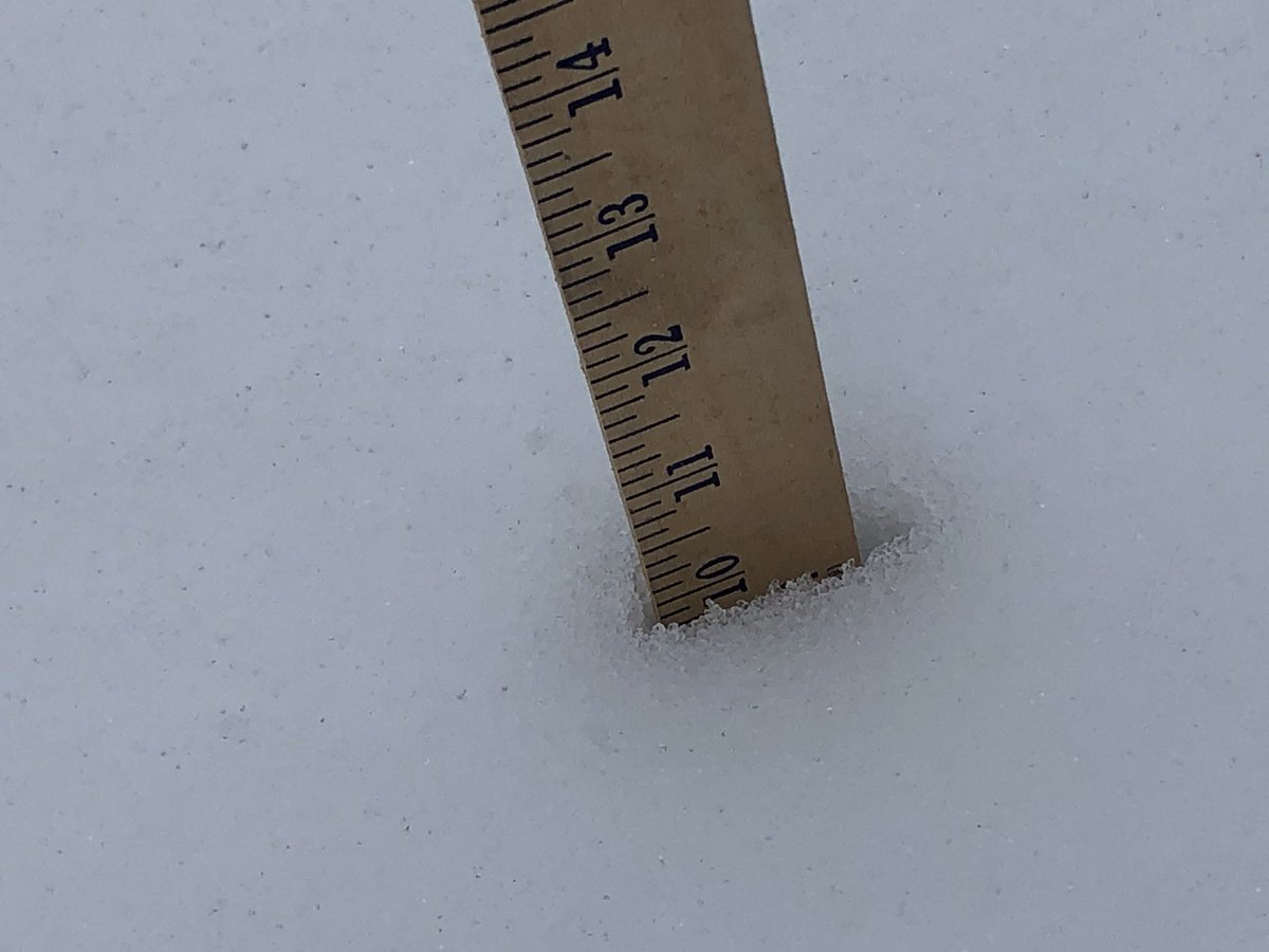 mdiamondapp's tweet photo. Snow has turned to sleet in Atlantic Highlands, and yardstick says 10”. Route 36 here looks plowed. Reports are that snow is light to shovel. Will take their word for it. #appweather https://t.co/Q68lxcU3h1