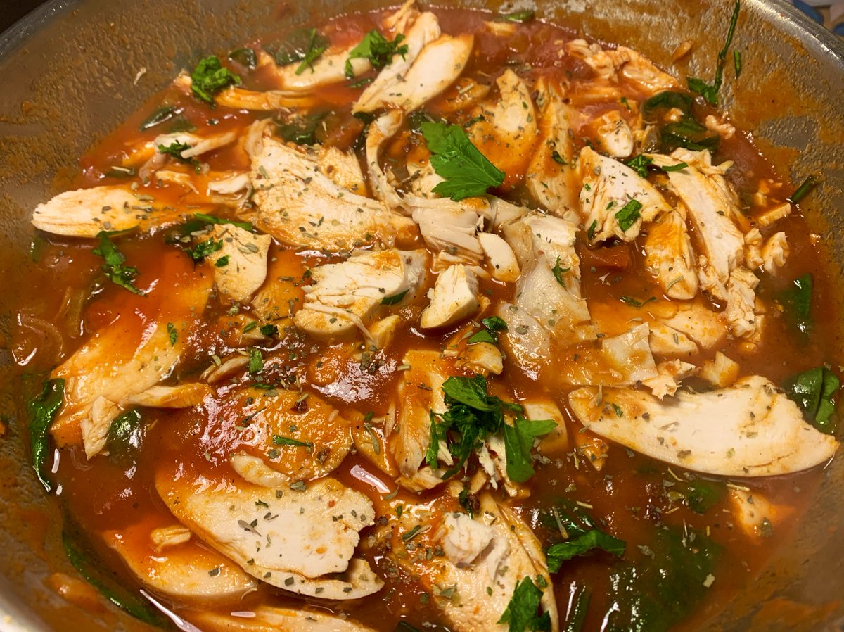 Tonight’s tea: chicken & Tomato spaghetti bucatini with spinach Parmesan & garlic bread Tonight it’s a long thread because I have done a week’s ingredients list plus tips on how to make a chicken go a very long way aswell as the method for today’s tea.Lots of love 1/4