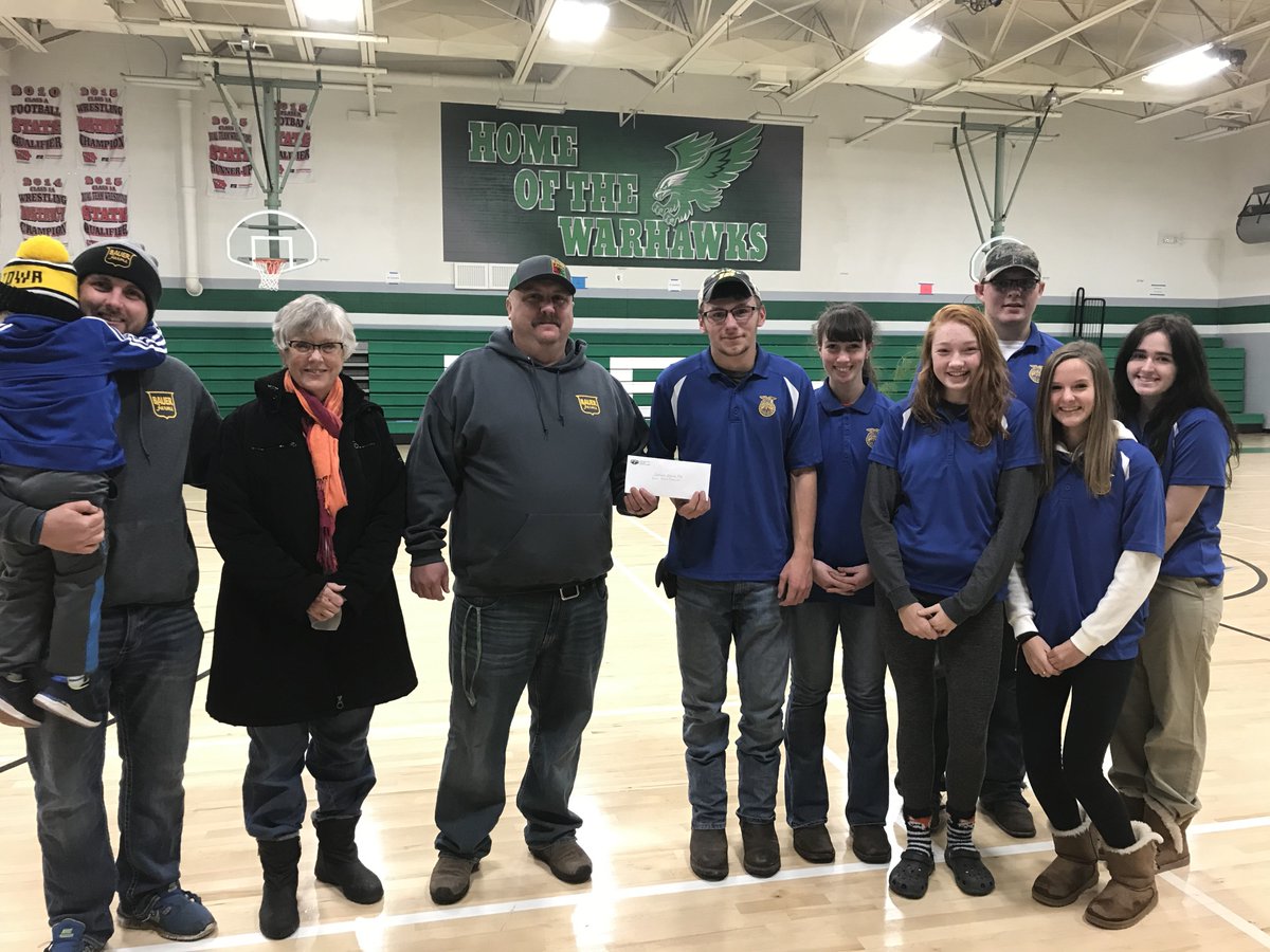 sew_ffa's tweet photo. We are excited to announce two contributions to our animal learning center. Our chapter received $15,000 through the Bayer Fund’s America’s Farmers Grow Rural Education Grant, and $2,200 in memory of Clint J. Bauer! Thank you to Bayer, our local nominators and the Bauer Family! https://t.co/rijhmchdee