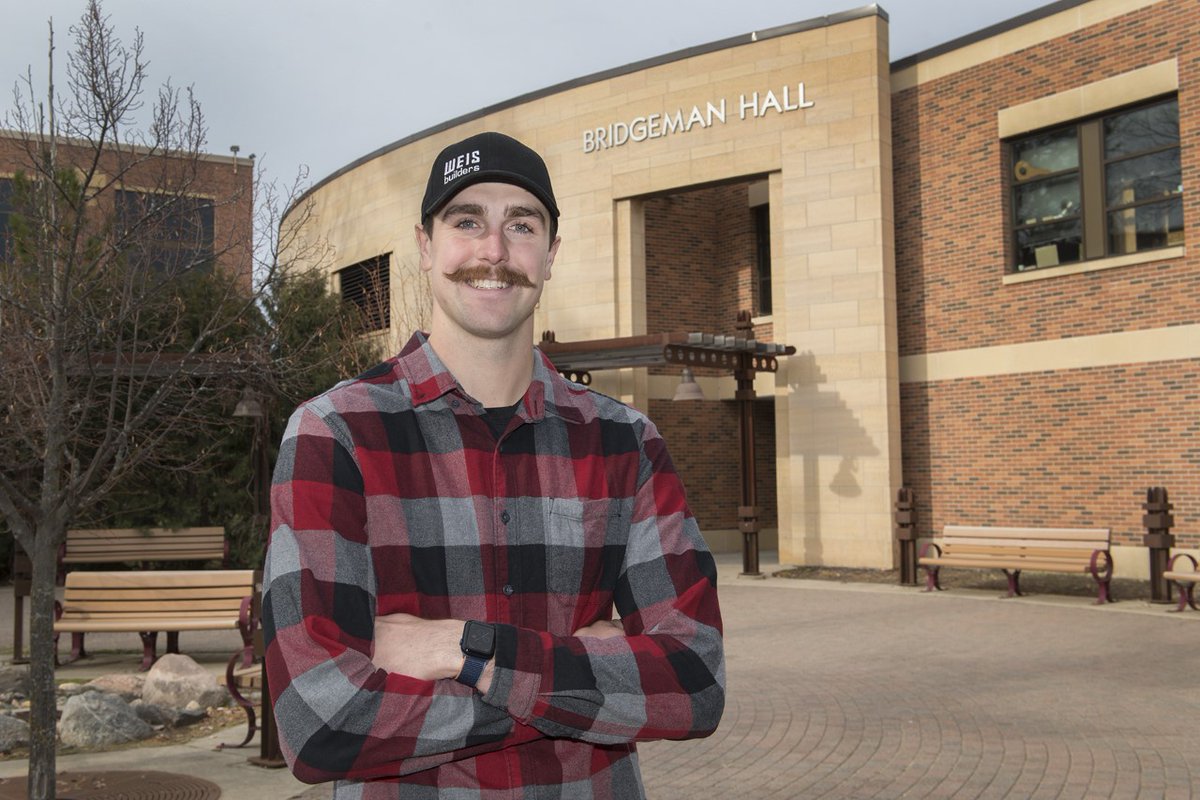 BemidjiState's tweet photo. Zach Baumgartner, a Fall 2020 project management graduate from Kewaunee, Wisconsin, loves everything about the great outdoors. From hunting and fishing to backpacking and lake life, he found that BSU in the Northwoods was the perfect fit for him. https://t.co/eoe66KECDW https://t.co/r9XDWk4goJ
