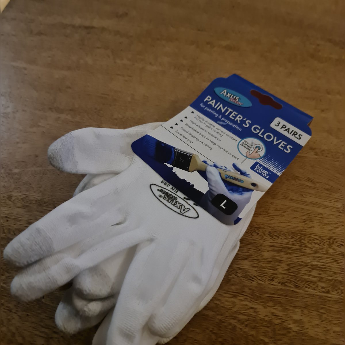 Ever put black marks all over white walls with builders gloves!? Try These! (also make great driving gloves)
.
.
.
These are probably one of our best sellers from Axus Decor! you don't sweat as much in these of your wearing them all day and they really so fit perfectly.