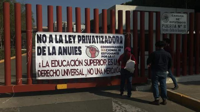 Conae4T's tweet photo. ¿Por qué estamos en contra de lo que han planteado los legisladores y en su momento, Esteban Moctezuma Barragán a favor de la LGES?
HILO https://t.co/v6bq8xizaP