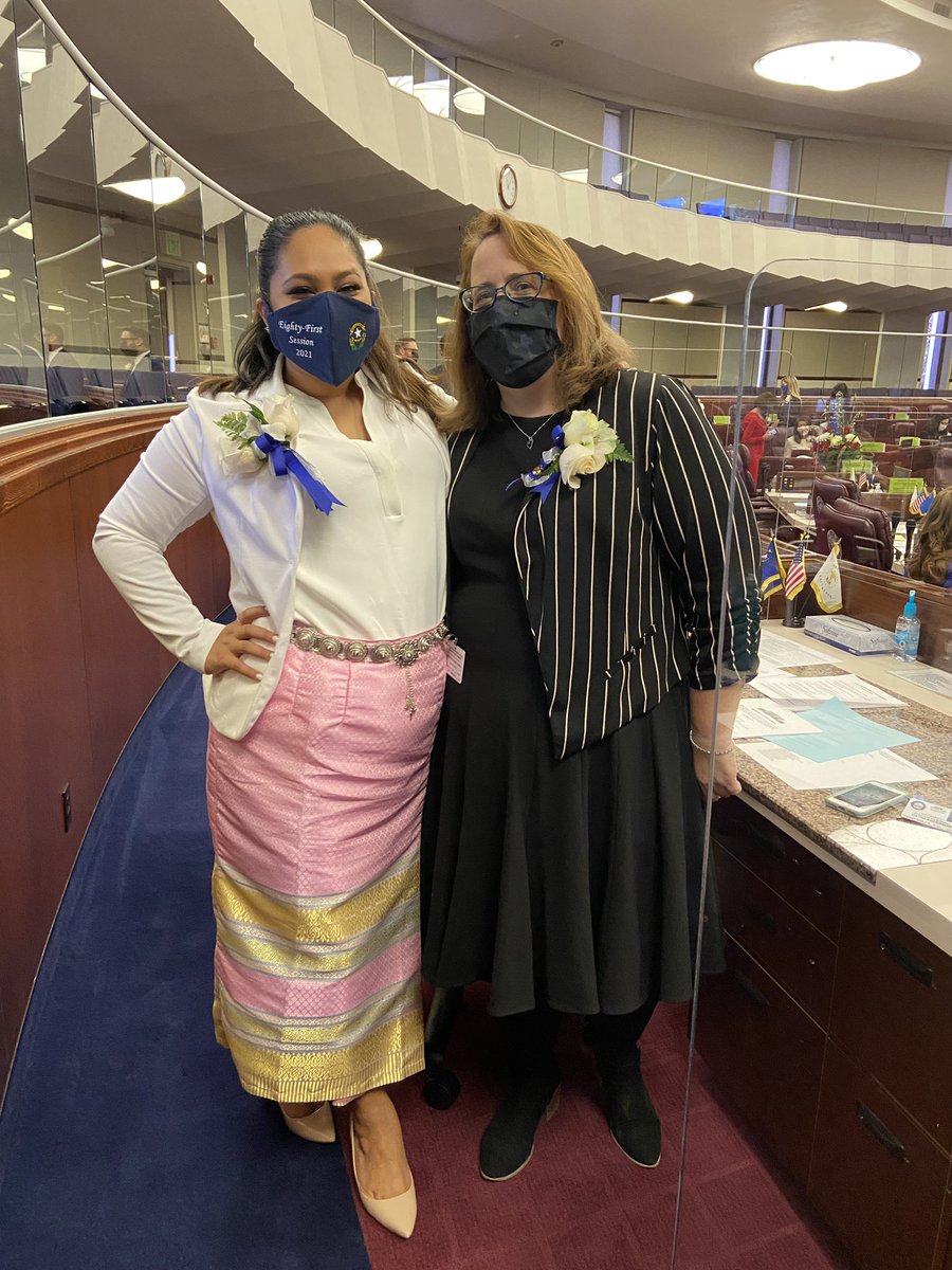 CeceliaGNV's tweet photo. Good morning from the Assembly floor. Extremely excited to be part of the 12 new legislators joining the #NVleg this session. We are ready to get to work! #HomeMeansNevada #FreshmenClass #81stSession https://t.co/shFTp1fPHa