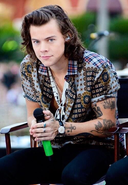 harry styles on this day, and this day only, a thread