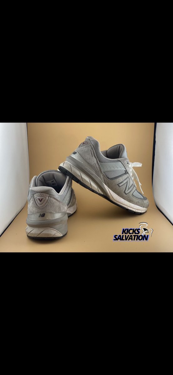 Kickssalvation's tweet photo. SWIPE RIGHT ⏩⏩
New Balance 990s 👽. A Deep Clean was done to remove all the dirt and stains on the midsole and suede bring it back to new. We also removed the creasing in the midsoles as well. Can you tell the difference? #Kickssalvation👟 #dmvrestoration #newbalance990 https://t.co/bQbAj84EYg