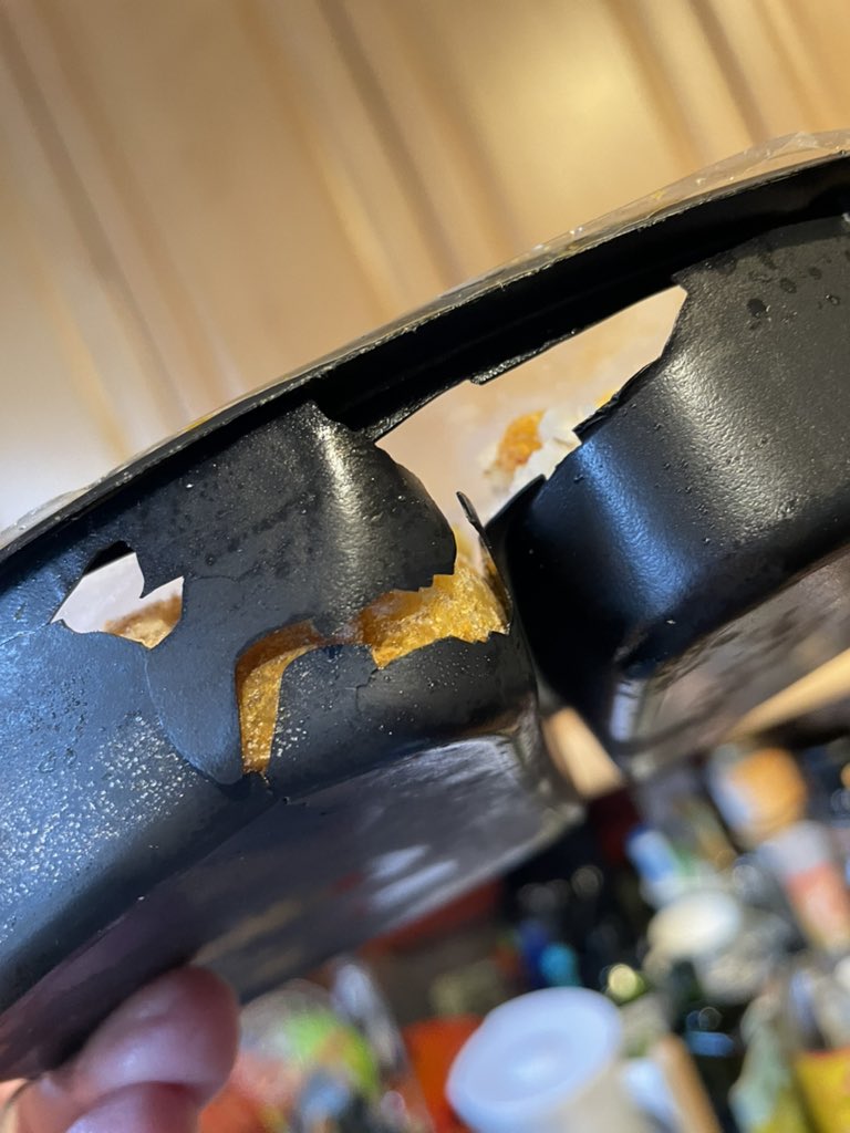 RogerKastner's tweet photo. @deepindiakitchen Any idea why the container is disintegrating? https://t.co/5Z0g0C3JIX
