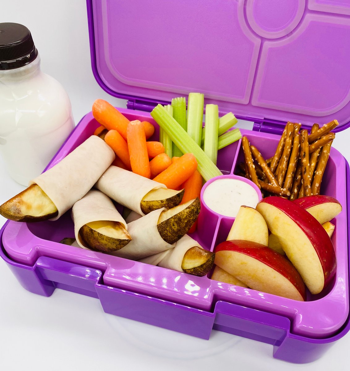 PotatoesRTBar's tweet photo. A new year means new menus. Check out these Bento Boxes for sure-to-please potato ideas for new inspiration. #PotatoesRaiseTheBar #MakeEveryBiteCount
https://t.co/dx7qwo4Aux https://t.co/983O7FFjFd
