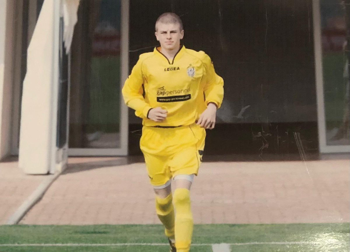 Rhydymwynfc2023's tweet photo. 🚨 New club signing 👀📝🔵

Welcome on board to defender and ex @the_nomads academy player @Jamiero96959082 who has signed up for the season ⚽️✅

Welcome to the Rhyd Jamie #BootsBackOn 👊🏻 https://t.co/9xF7vBRTXQ