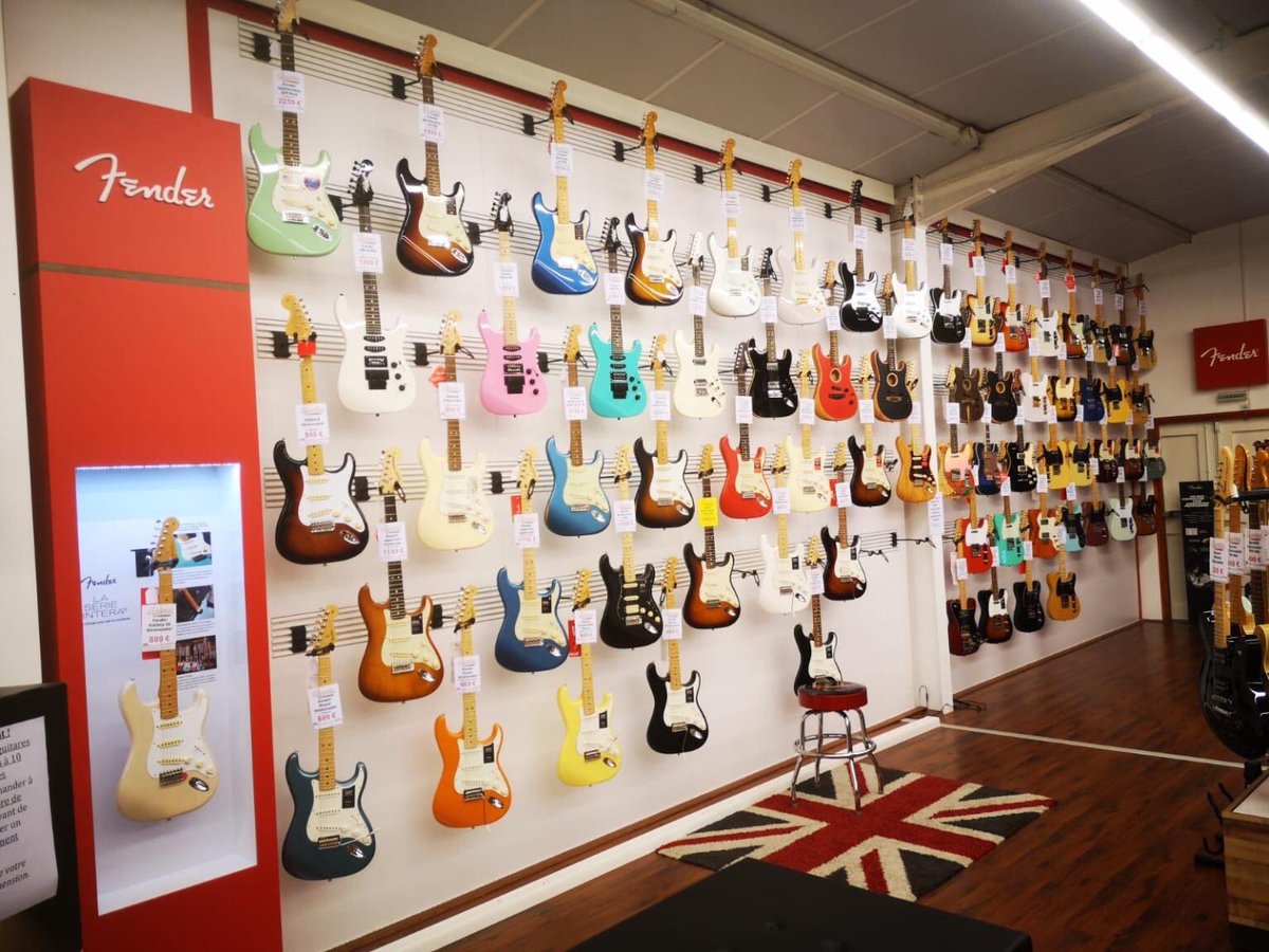 LushRetail's tweet photo. We’re excited to showcase another landmark achievement for @Fender and their Retail Marketing team with the installation of their latest shop-in-shop experience at Azema Musique in Montpellier, France.

#retaildesign #retailexperience #lushretailenvironments https://t.co/nj6waP5XwD