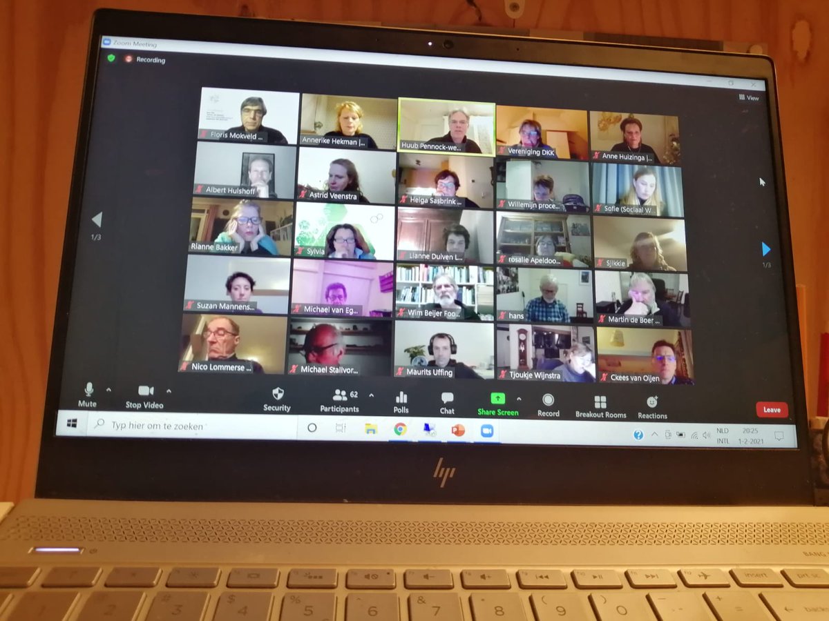 LSAbewoners's tweet image. Digitale bewonersavonden. De tips zijn talrijk: een heldere rolverdeling, zorg voor een hulplijn, combineer online avond met offline momenten, chatroullette! houd het kort, heb een duidelijk doel en daarbij passende digitale tool. Met @EnergieSamen &amp;amp; @GrunnegerPower