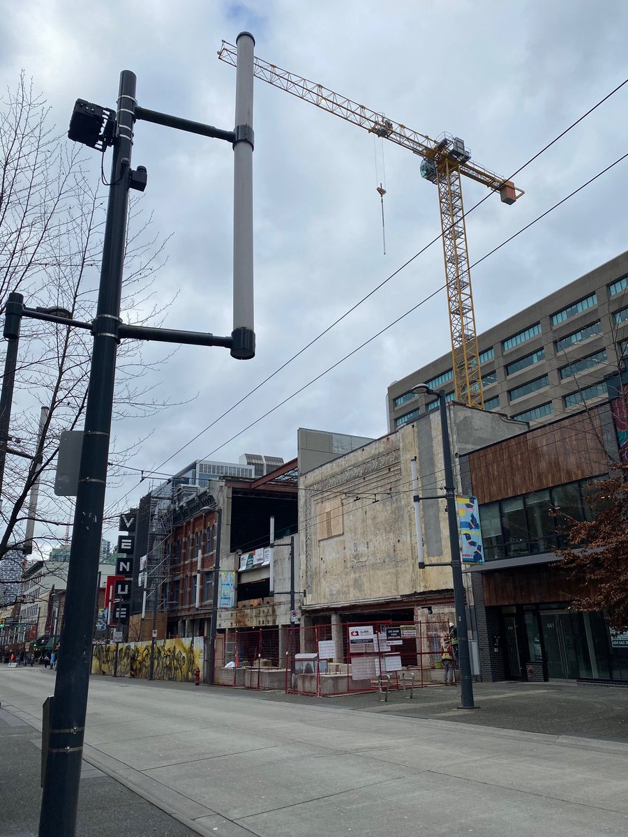 1/ The new  @Cineplex Rec Room, currently under construction in DT  #Vancouver. This will have a massive impact in helping change the 800 block of Granville St (Between Smithe and Robson)Inchorent  on the 800 block of Granville and why "The Strip" needs leadership now  #van2022