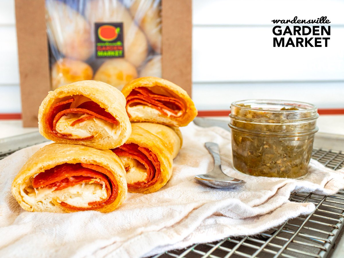 LET'S TALK GAME PLANS. 🏈 
Do you have your game day snacks planned for Super Bowl Sunday?! Pre-order our PEPPERONI ROLLS for your watch party.

Place your pre-order NOW - February 4th. Available in-store Fri-Sun from 10am-6pm, or online at farmtakeout.com.