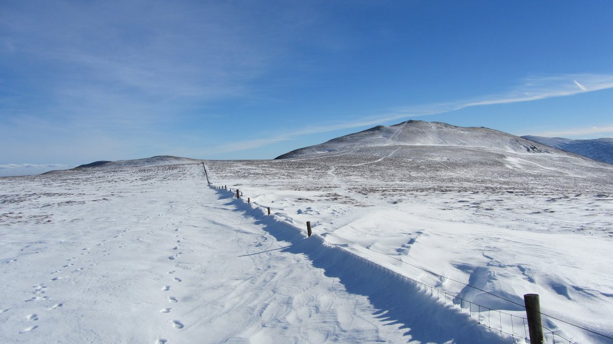 MarekBidwell's tweet photo. Memory Walks:
#GreatCalva from Peter House Farm via Dash Falls.
February 2015
7.3 miles.
Wainwright 168/214 https://t.co/RSzMlMFIdF