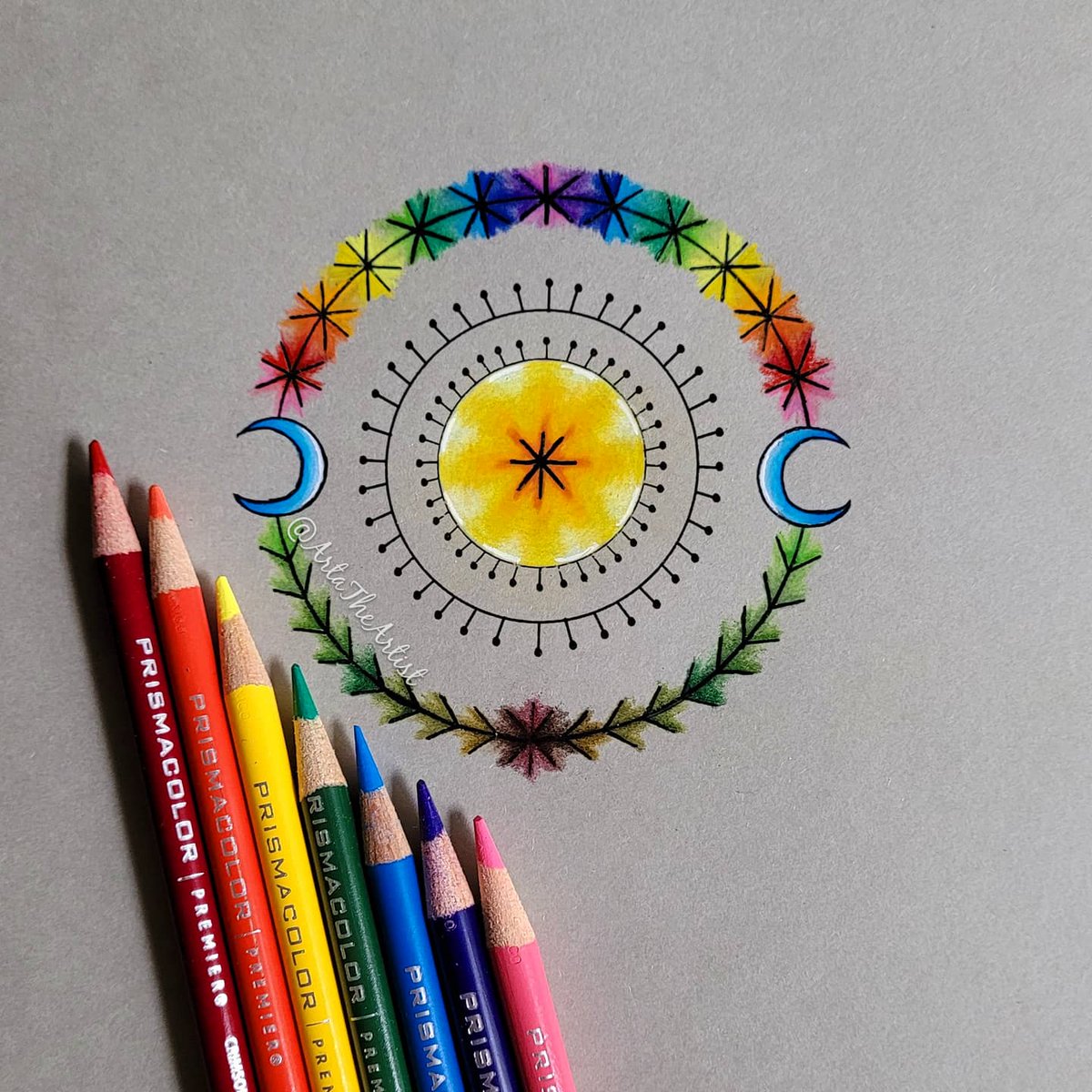 ArtistArta's tweet photo. #Ylber/#Rainbow
•
Rainbows are often mentioned in #Albanian #mythology and #folklore.
•
They are believed to have magical properties and are said to be worn by the #Goddess #Prende as a belt.
•
•
•
#artatheartist #art #illyrian #magicart #witchyart #lineart #tattoo https://t.co/82iwDwaVPK