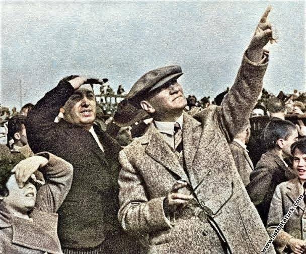 #AşağıBakmayacağız