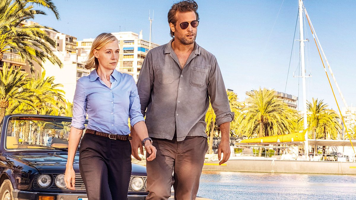 VODzillaMag's tweet photo. "Jacuzzi TV that's welcome, warm and bubbly at any time of year." Season 2 of The Mallorca Files is now on BBC iPlayer. Why it should be on your watchlist: https://t.co/vrU5QNPuMo #TheMallorcaFiles #iplayerboxsets https://t.co/jrTQRyyXOM