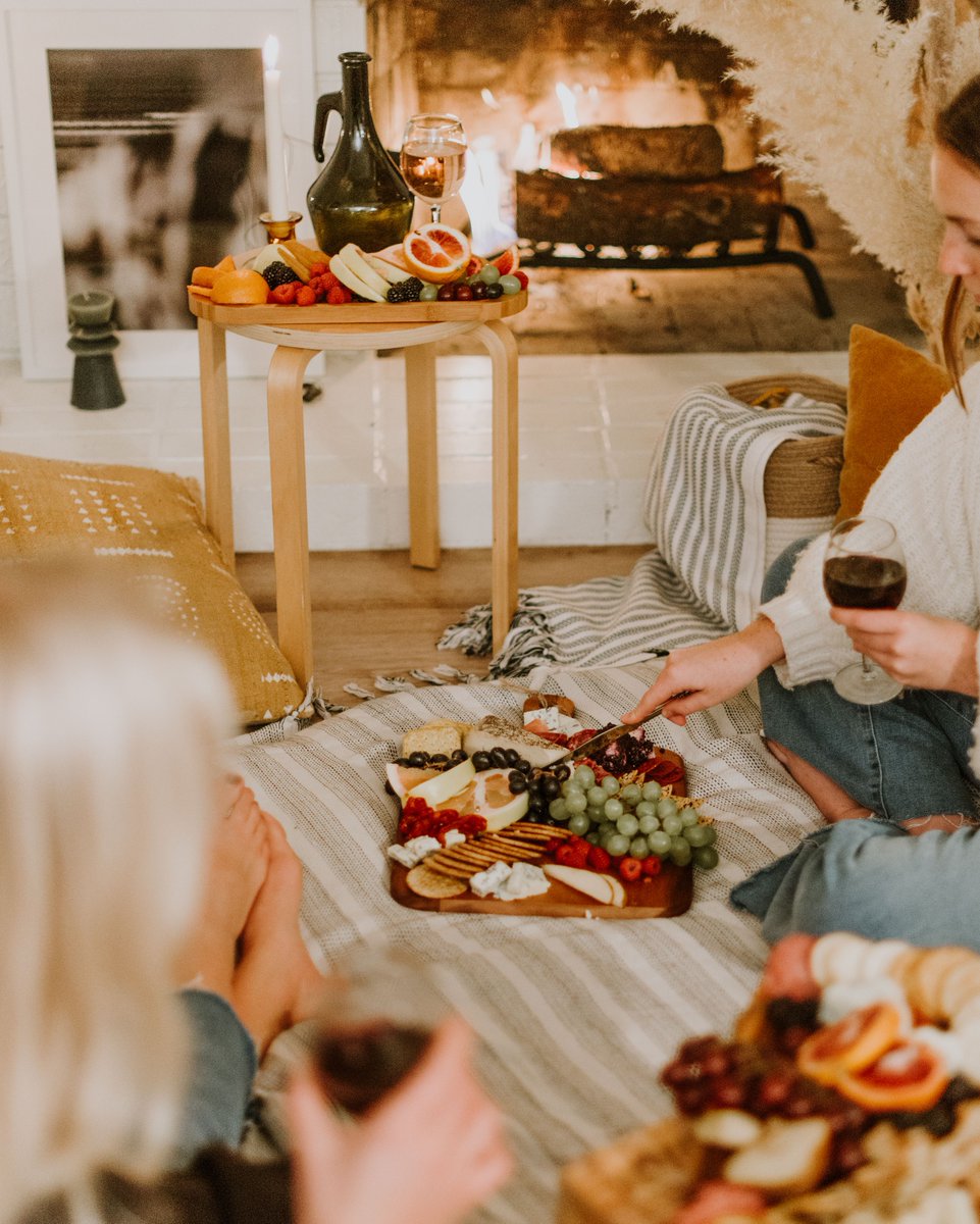 This Valentine's Day, show you care with Slowtide. Head to our story to check out the Gift Guide! ♥️