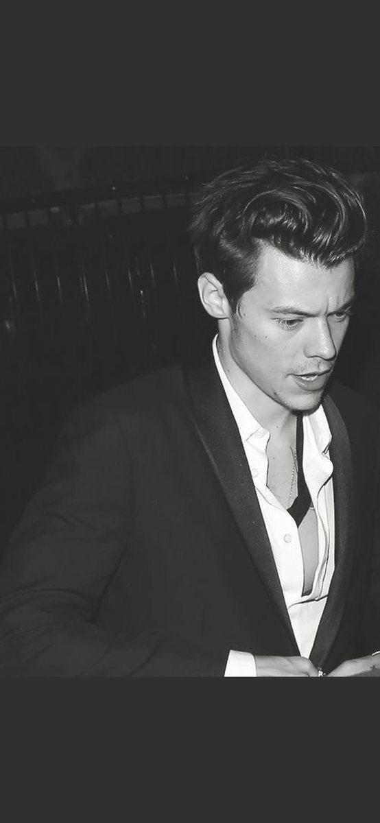 a thread with the boys looking like sugar daddies: