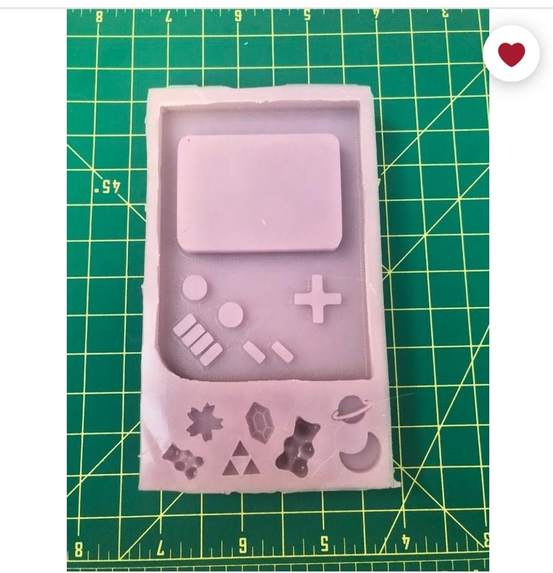 tsunderbuns's tweet photo. I'm going to have a new addition to my shop once this mold comes in!
I'm in waiting in anticipation because I can work on more things~ https://t.co/HqmkjegOTY
