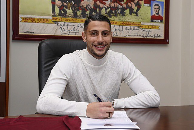 Felice e onorato di essere qui! 
Ringrazio il Club per la fiducia e la calorosa accoglienza. Darò tutto me stesso per portare gioia e soddisfazione alla tifoseria granata. #ForzaToro 💪🏽🐂 <a href="/TorinoFC_1906/">Torino Football Club</a>