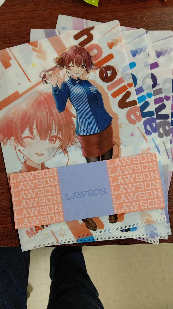 タペストリー X ローソン Hotワード