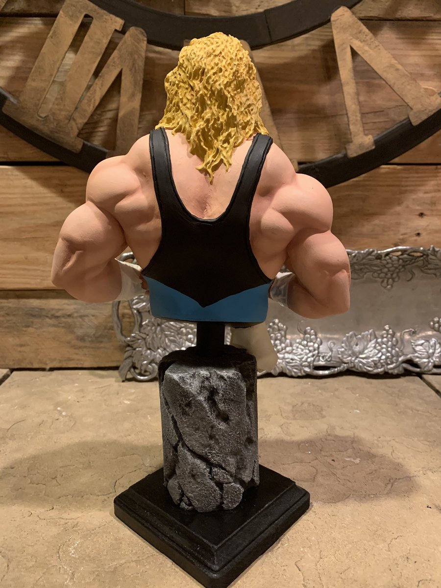 Screamingbulls1's tweet image. Here is another MR. PERFECT #sculpture. This time in the iconic blue singlet! #WWERaw #wwe #RoyalRumble #wrestling #legend #wcw #WWERoyalRumble